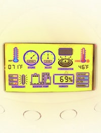 a monitor showing the temperature of a room